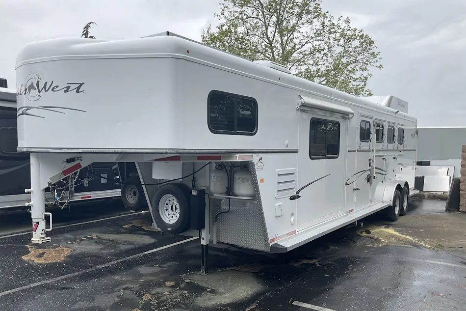 About Trails West RPM Trailers