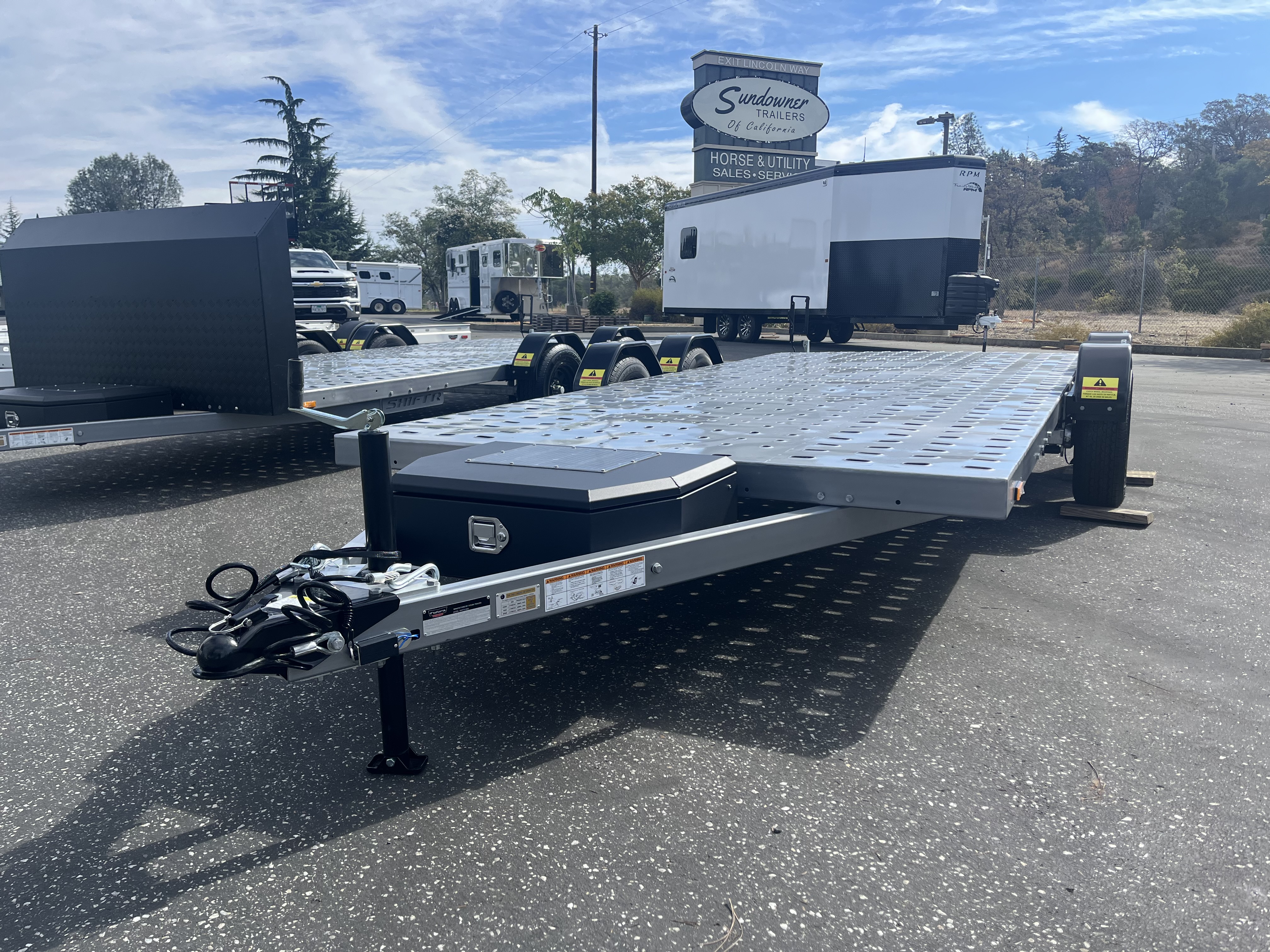 2026 Futura SHIFTR 8000 Car Trailer