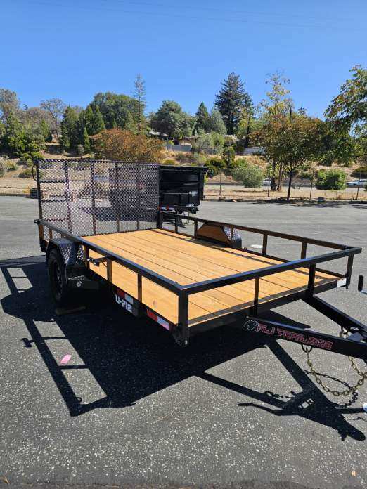 2027 R & J BP 7 x 12 UTILITY SA Utility