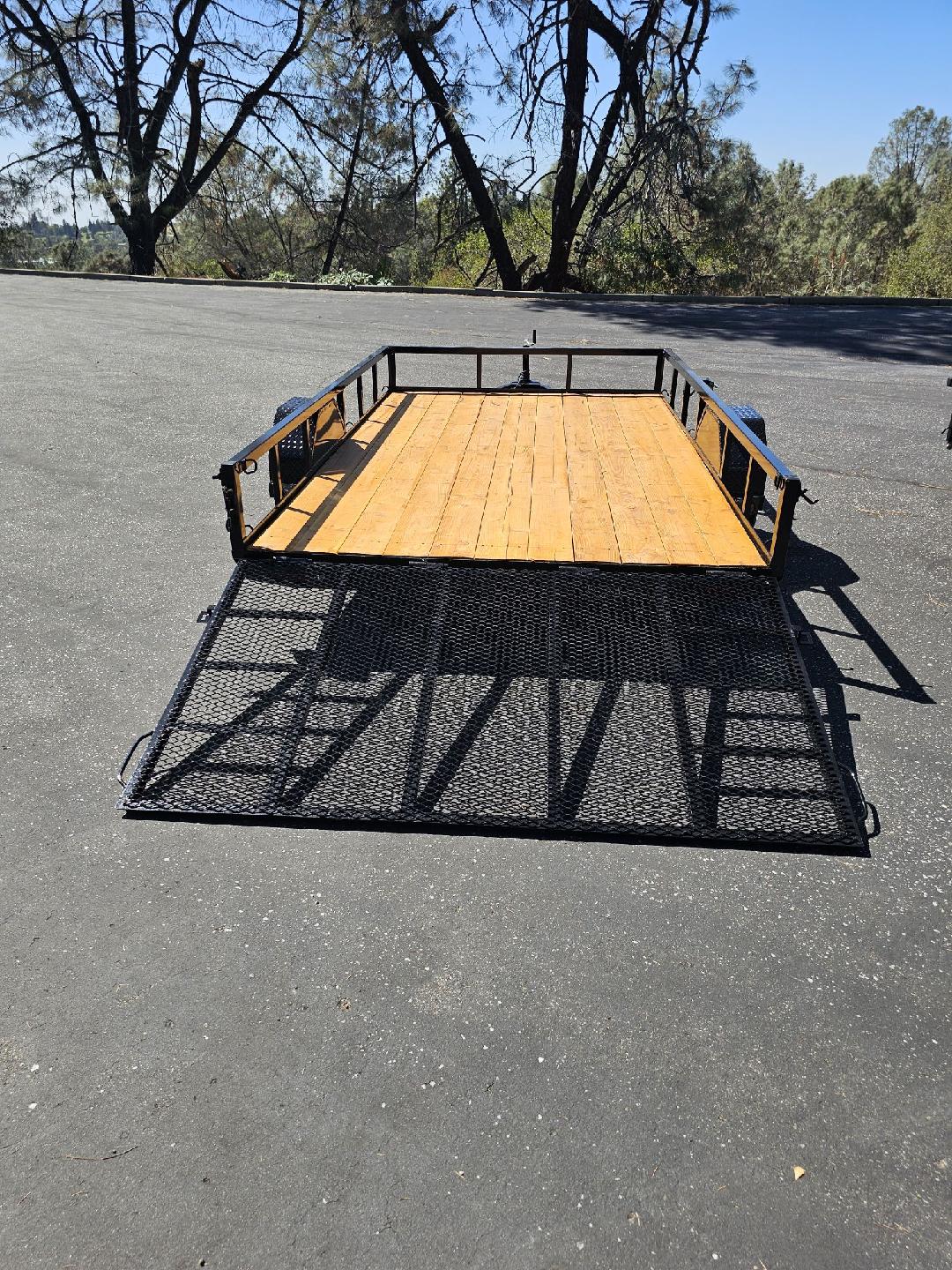 2027 R & J BP 7 x 12 UTILITY SA Utility