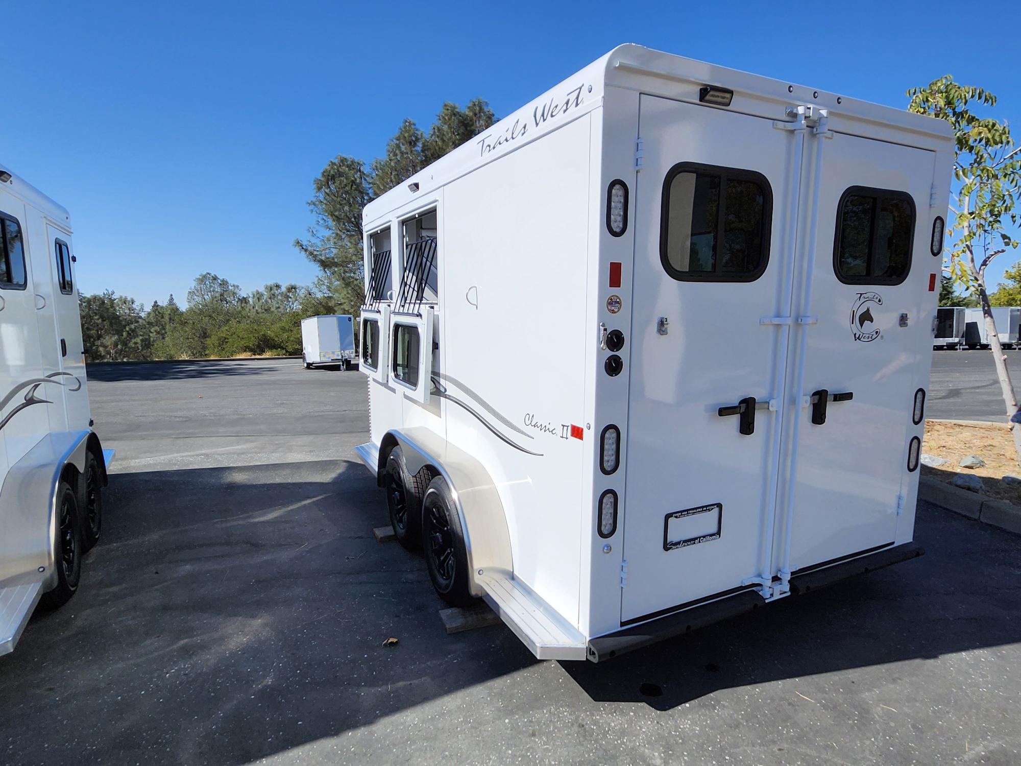 2027 Trails West BP 2H CLASSIC II Horse Trailer