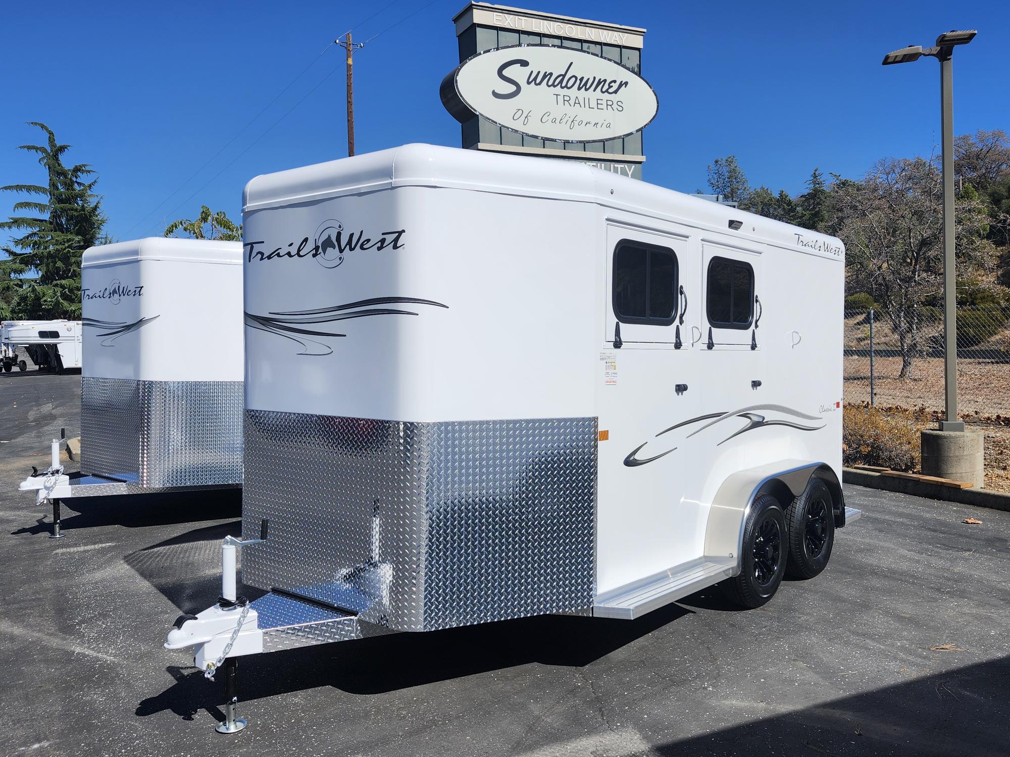 2027 Trails West BP 2H CLASSIC II Horse Trailer