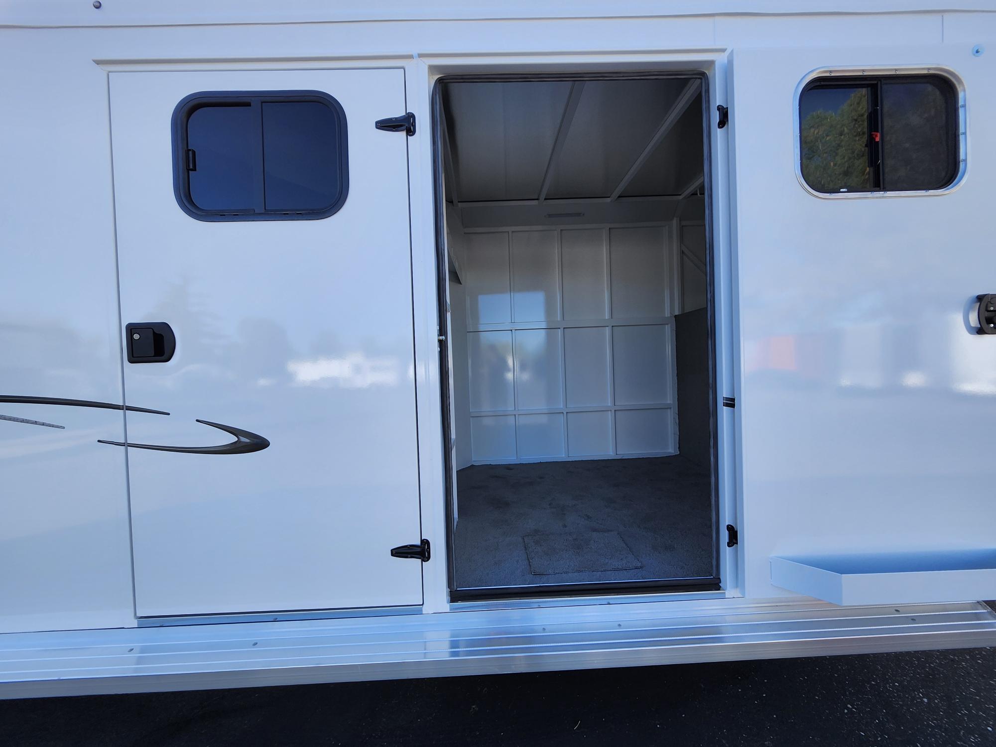 2027 Trails West GN 4H Classic Side Tack Horse Trailer