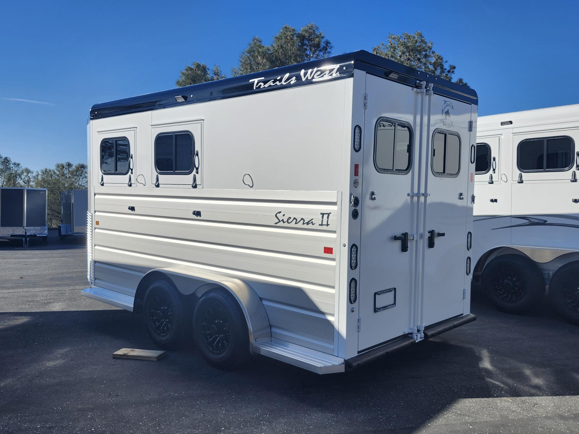 2027 Trails West BP 2H SIERRA WB Horse Trailer