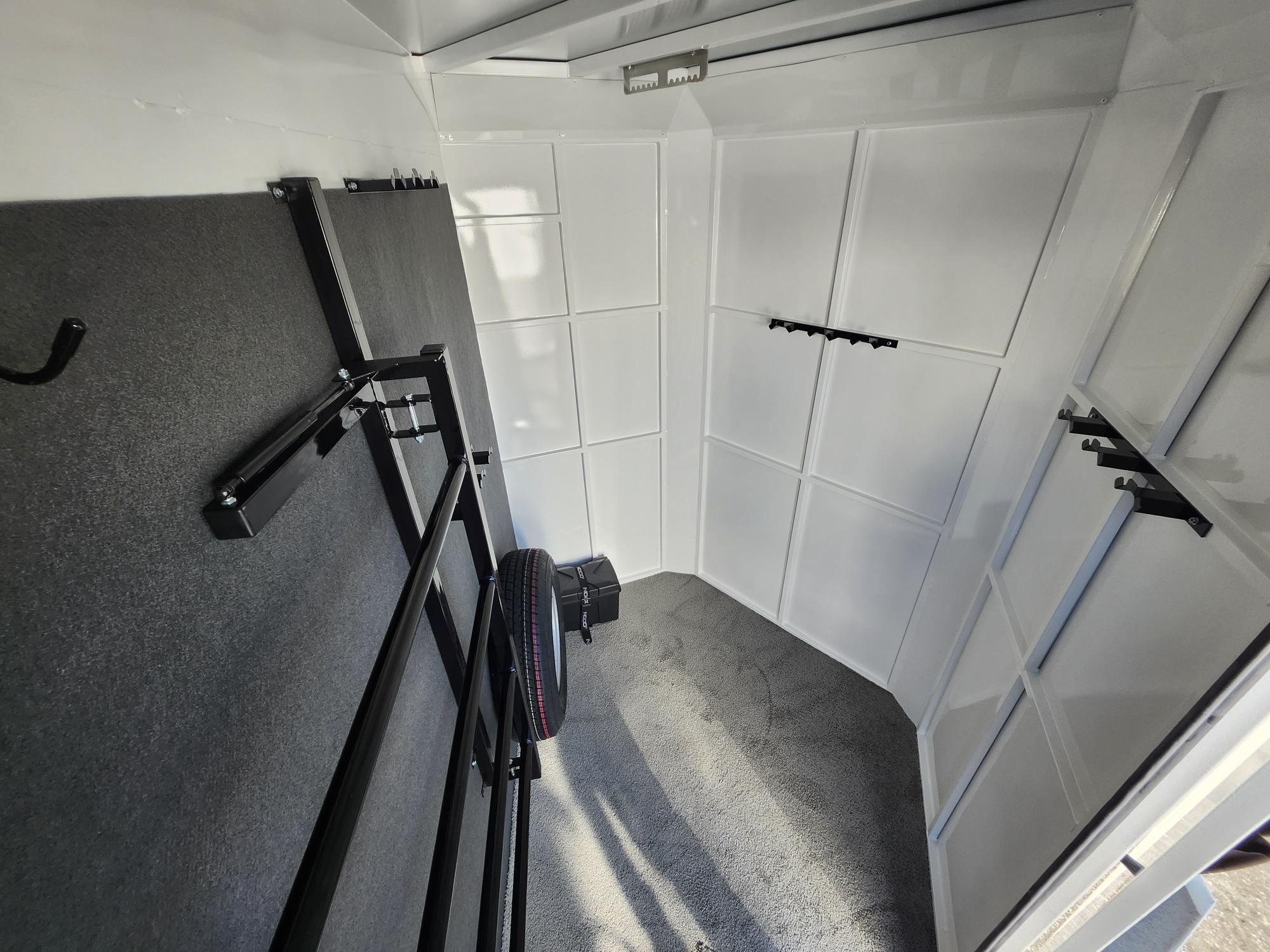 2027 Trails West BP 2H SIERRA WB Horse Trailer