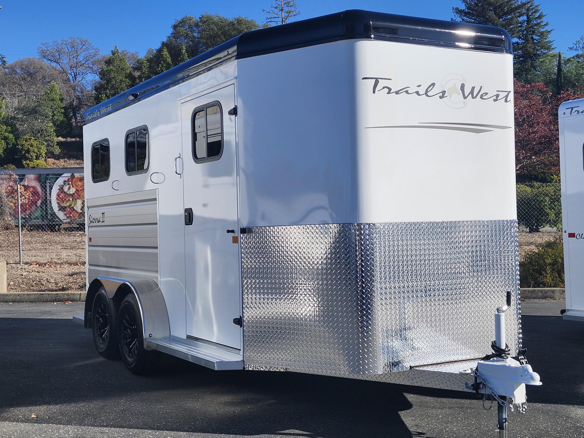 2027 Trails West BP 2H SIERRA WB Horse Trailer
