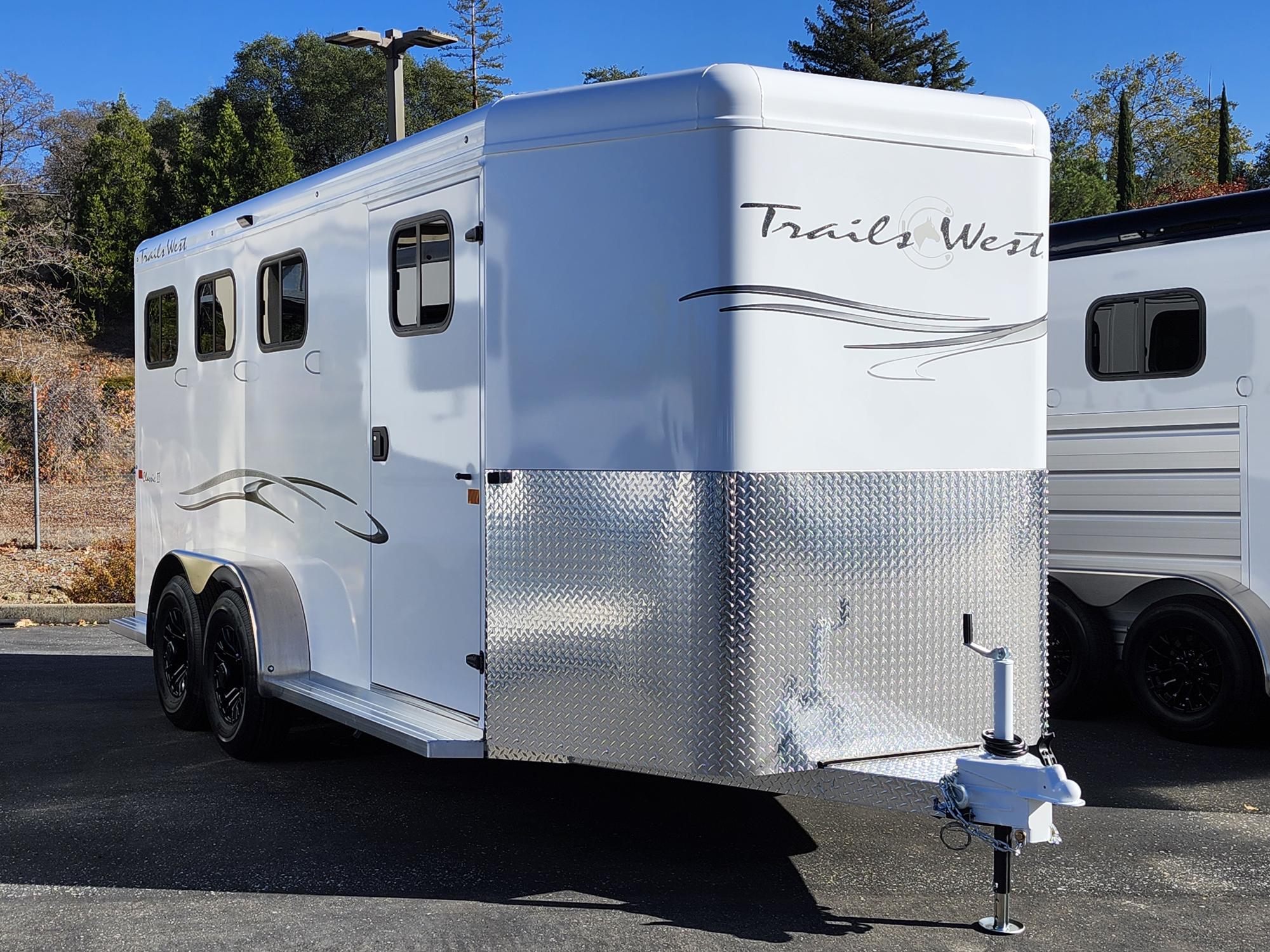 2027 Trails West BP 3H CLASSIC II Horse Trailer