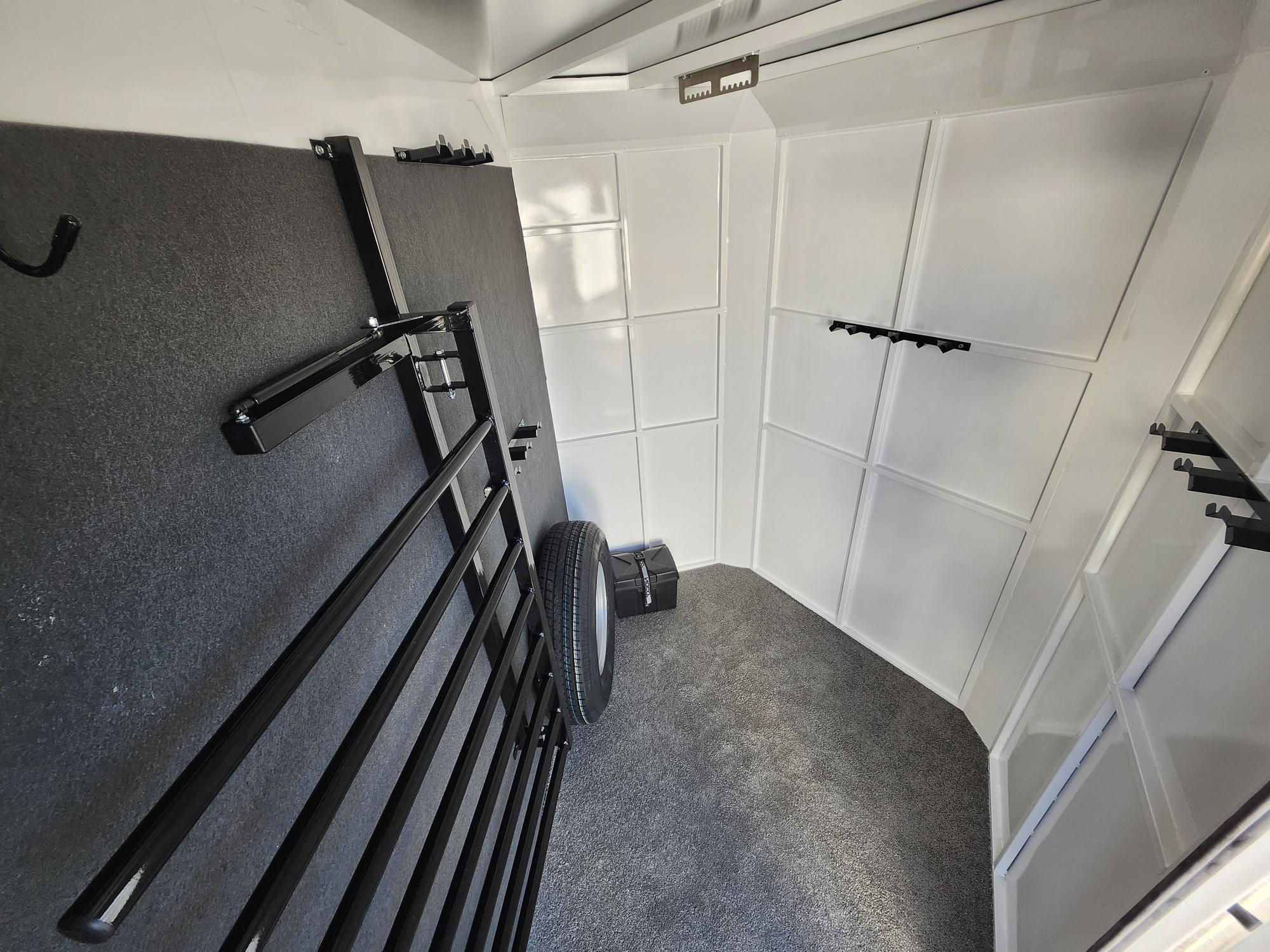 2027 Trails West BP 3H CLASSIC II Horse Trailer